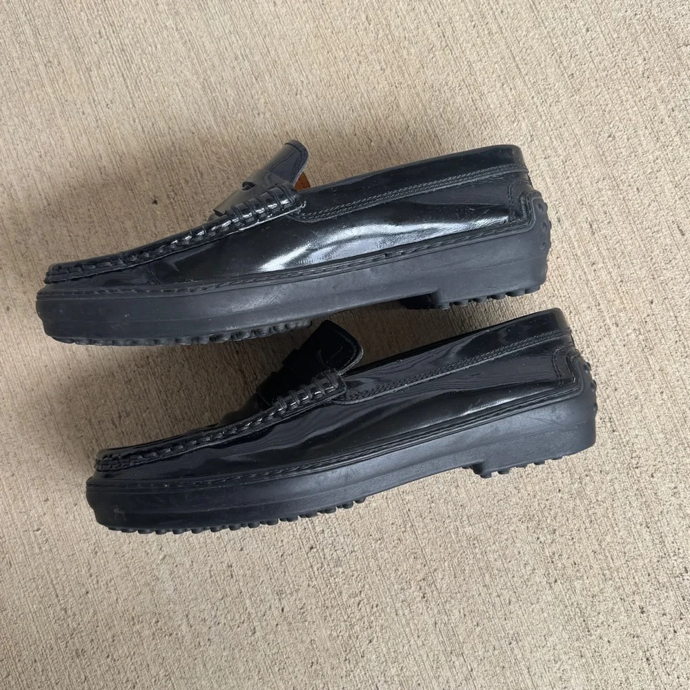 Tod’s Patent Leather Loafers Rubber Sole 7.5 - Picture 4 of 10